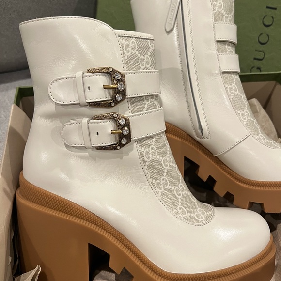 SOLD Gucci cream GG monogram lug sole platform boots - Picture 5 of 12